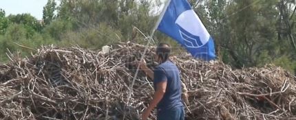 «Quale bandiera blu a Sellia? Le nostre attività muoiono tra i rifiuti»
